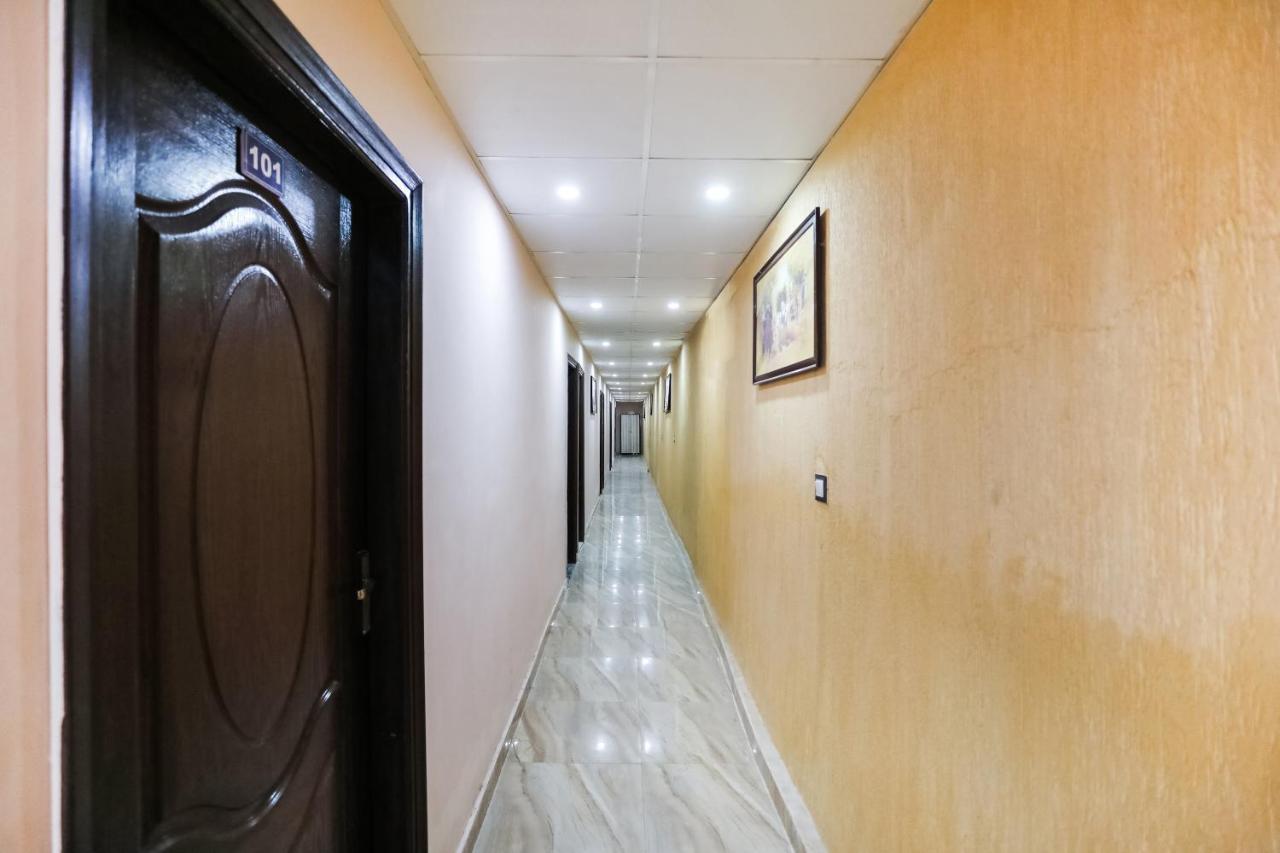 Oyo 72993 Hotel The Gold Фарідабад Екстер'єр фото